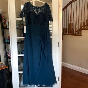 JJ’s House Mother of the Groom Dark Navy Dress A18